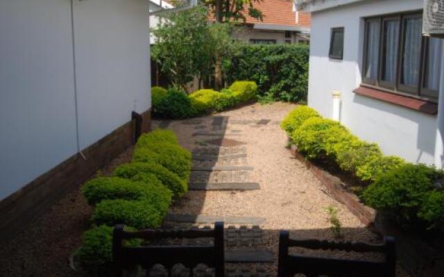 Riverside de Charmoy Estate Guest House