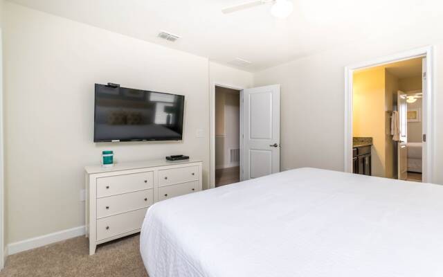 1512 Rolling Fairway Drive