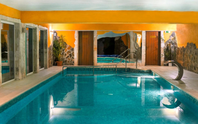Hotel Dixon