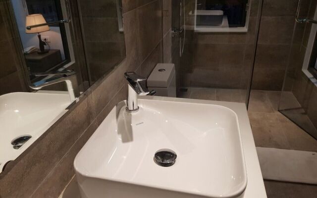 Mango Mango Hotel & Apartment