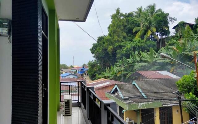 OYO 3919 Karmila Syariah Guest House