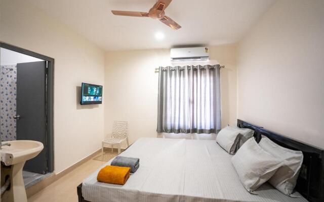 Yellow Bells Signature