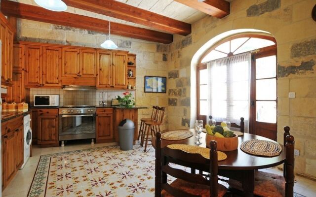 Kemmuna Farmhouse - Rest And Zest