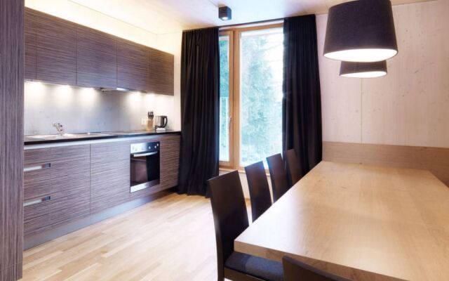 Gradonna Mountain Resort (KAX101)