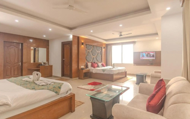Hotel Raj Mandir