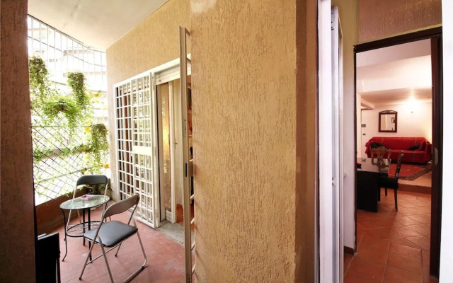 Charming Garden Retreat near Vatican
