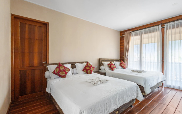 Sawarna Little Hula Hula