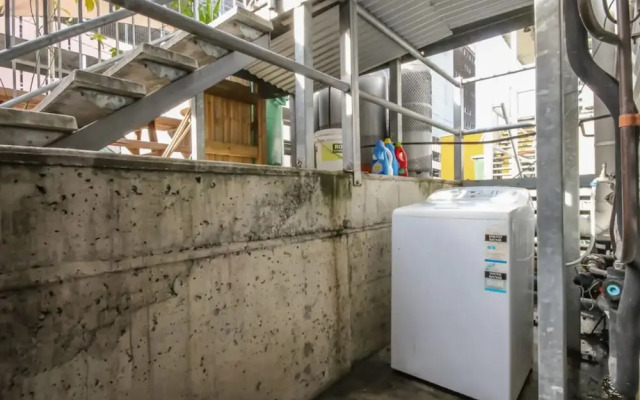 Unique 3 Bedroom Apartment In Woolloongabba