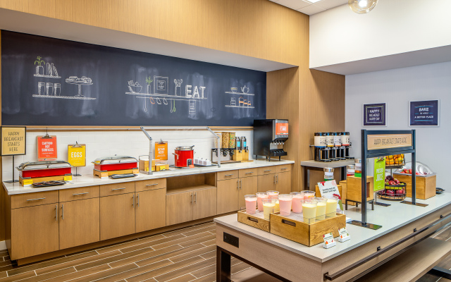 Hampton Inn & Suites Indio