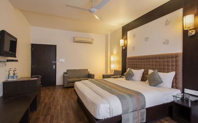 OYO 705 Hotel S-57