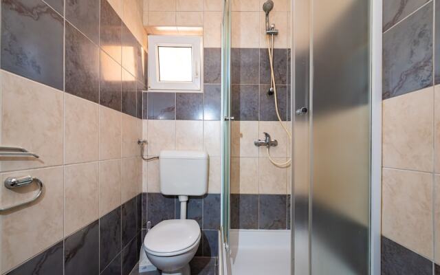 Bonvie Apartments in Center B4