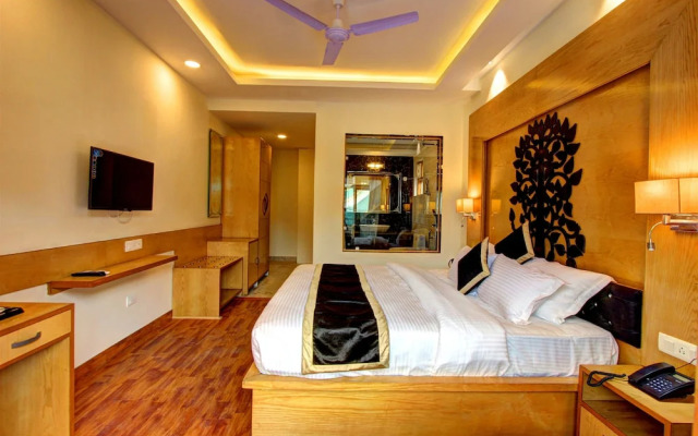 OYO 10786 Hotel Hill County