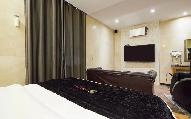 Blixx Hotel