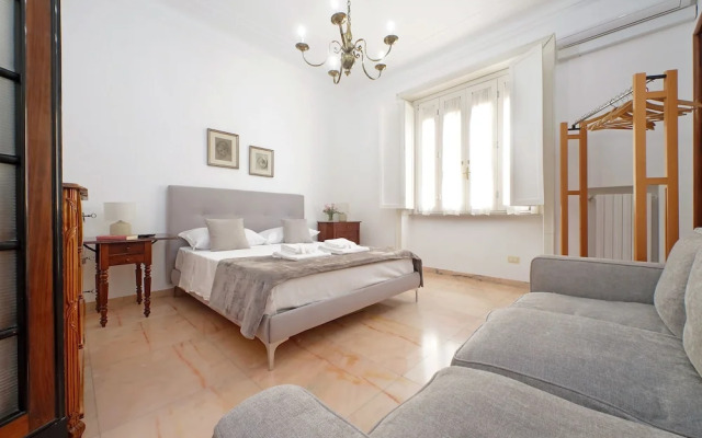 4bnb - Spacious Gracchi Apartment