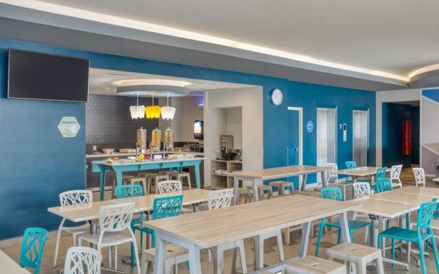 One Tuxtla Gutierrez