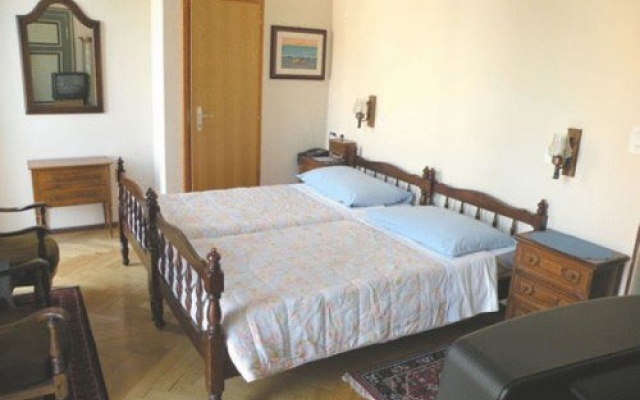 Schloss Locarno – Guest Rooms – Locarno