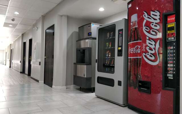 SureStay Hotel by Best Western Orange