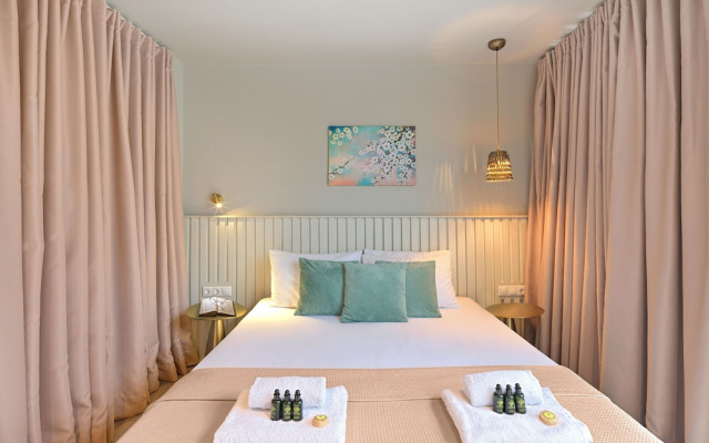 Karitsi Suites