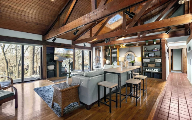 Cedar Nest Experience Ozark Magic in Sunrise Beach