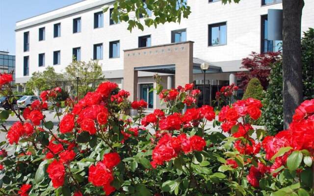 Point Hotel Conselve
