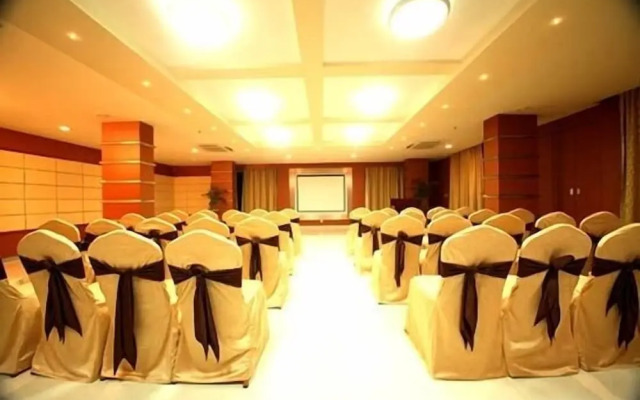 United-21, Hyderabad