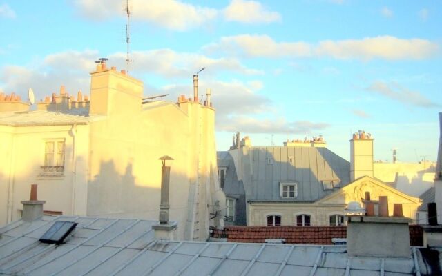 Opera Louvre HolidayApartment