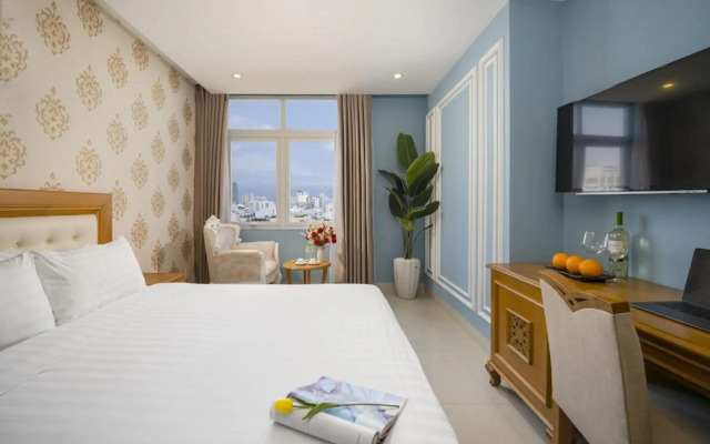 Royal Family Hotel Da Nang