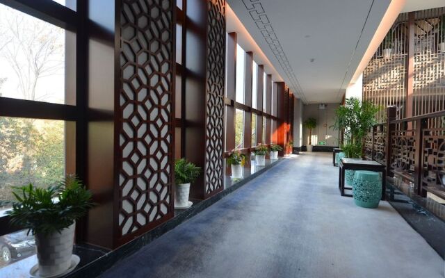 Jingcui Huanyi Hotel