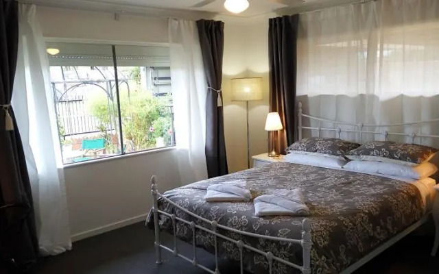 Victoria At Redcliffe Bed & Breakfast