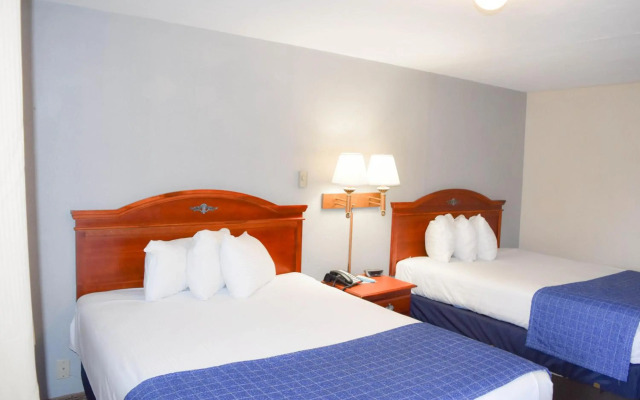 Knights Inn North Attleboro