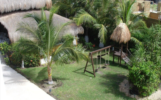 Petit Lafitte Hotel