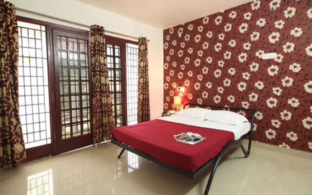 Mani Royal Stay