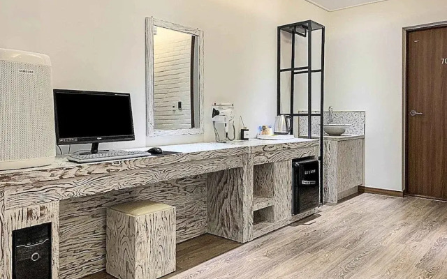 Brown Dot Hotel Buan Byeonsan