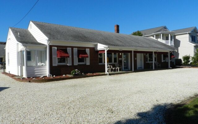 Broadway Court Motel