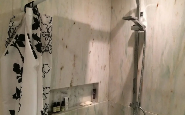 Lovely Furnished Apartment -bnew Maarifghandi