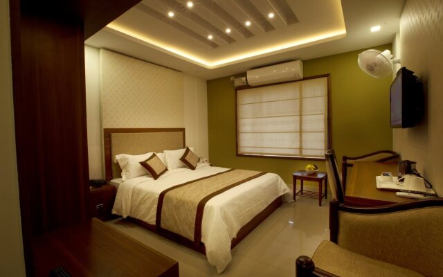 Glitz Inn