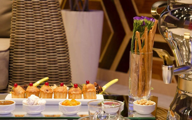 Iris Art Hotel