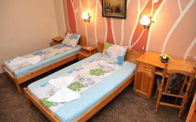 Family Hotel Tangra