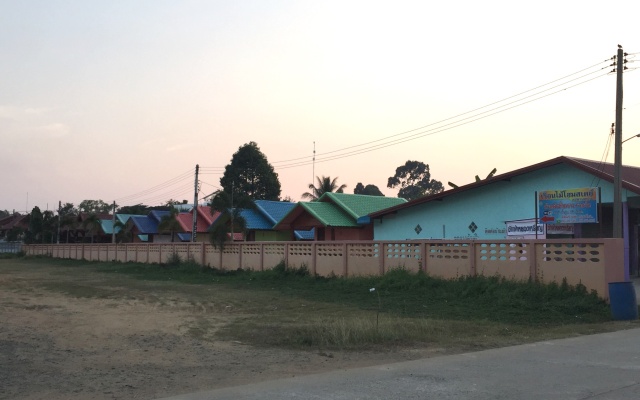 Ruenmai Homestay Lahansai