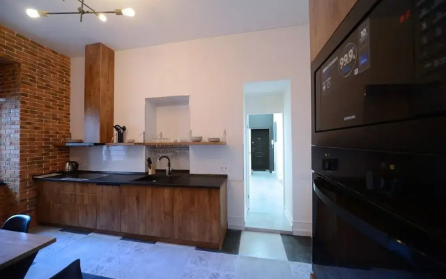 Home-Hotel Pushkinskaya 2-4-7