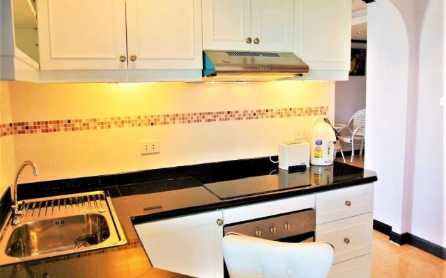 700 Meters to Jomtien Beach 8 Mins - Pattaya City