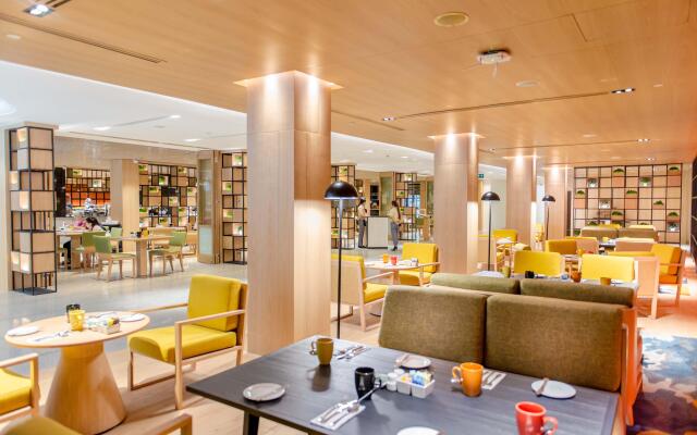 Holiday Inn Bangkok by IHG