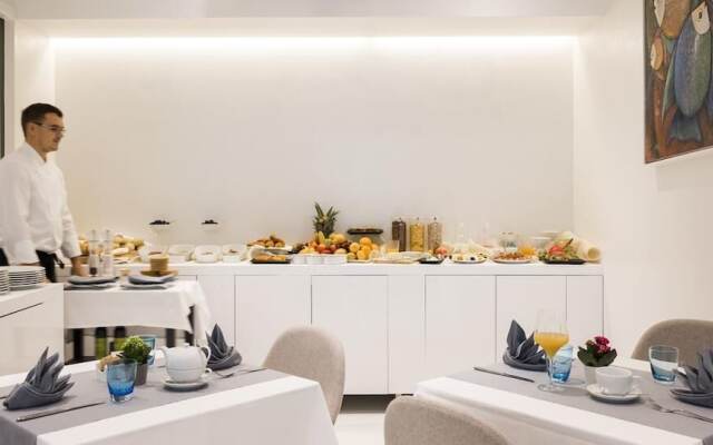 Al Porto Suites
