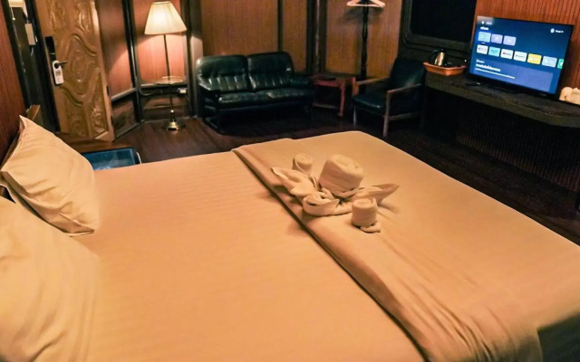 Letana Hotel Samuprakarn