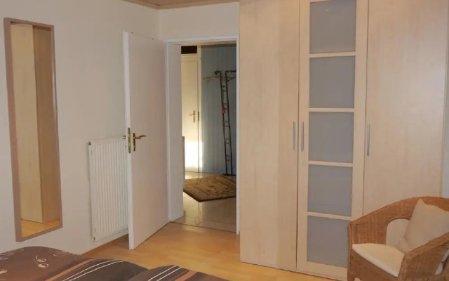 Cozy Apartment in Niederehe Eifel near Forest