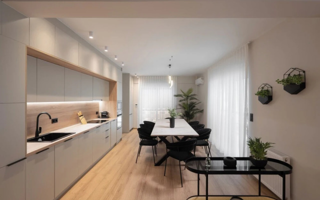 Upscale Apartment in Chalandri with Large Terrace