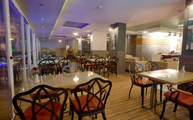HMA Hotel & Suites