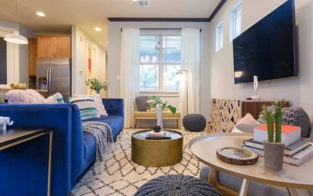 Spacious 3 BR Near Downtown by Domio