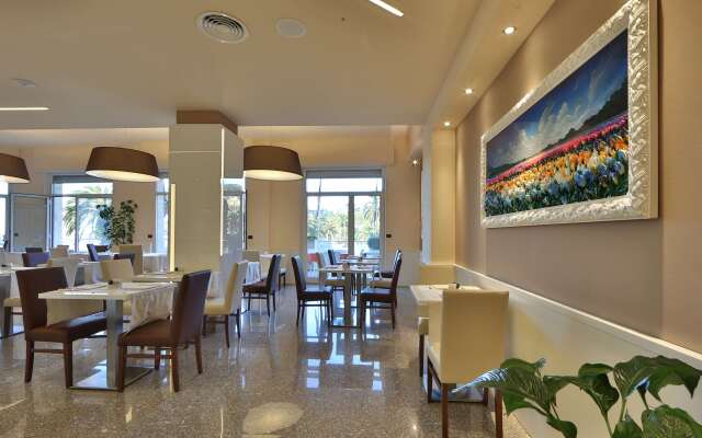 Best Western Plus Tigullio Royal Hotel