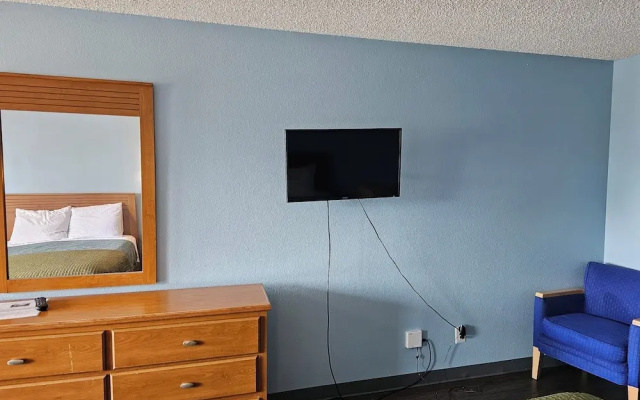 Sumner Motor Inn